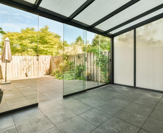 Precio por metro cuadrado de cortinas de cristal en Tudela
