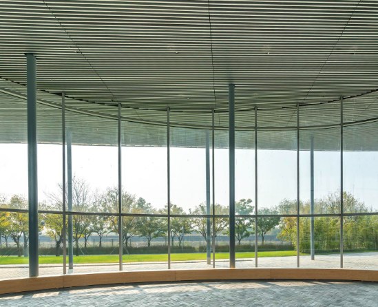Análisis coste-beneficio de cortinas de cristal modernas en Tudela y resto de Navarra